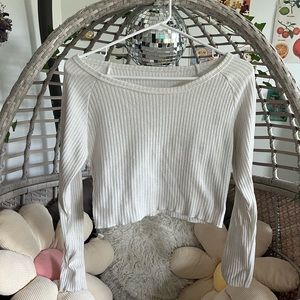 plain white ribbed longsleeve crop top